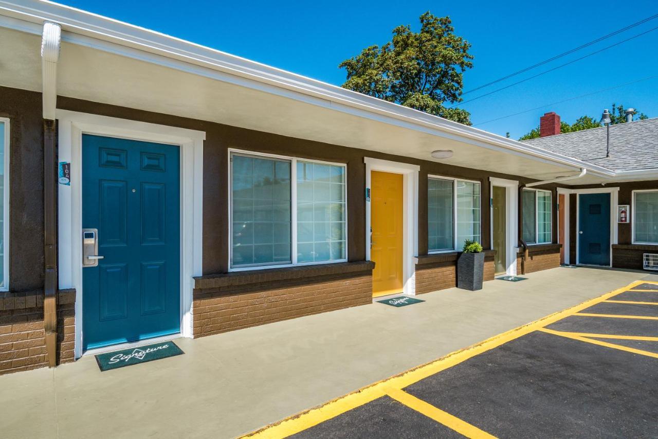 Signature Inn Eugene Exterior photo